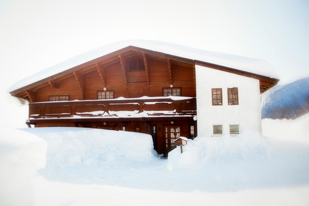 Snowball Chalet At Madarao Mountain Hotel Iiyama Ngoại thất bức ảnh
